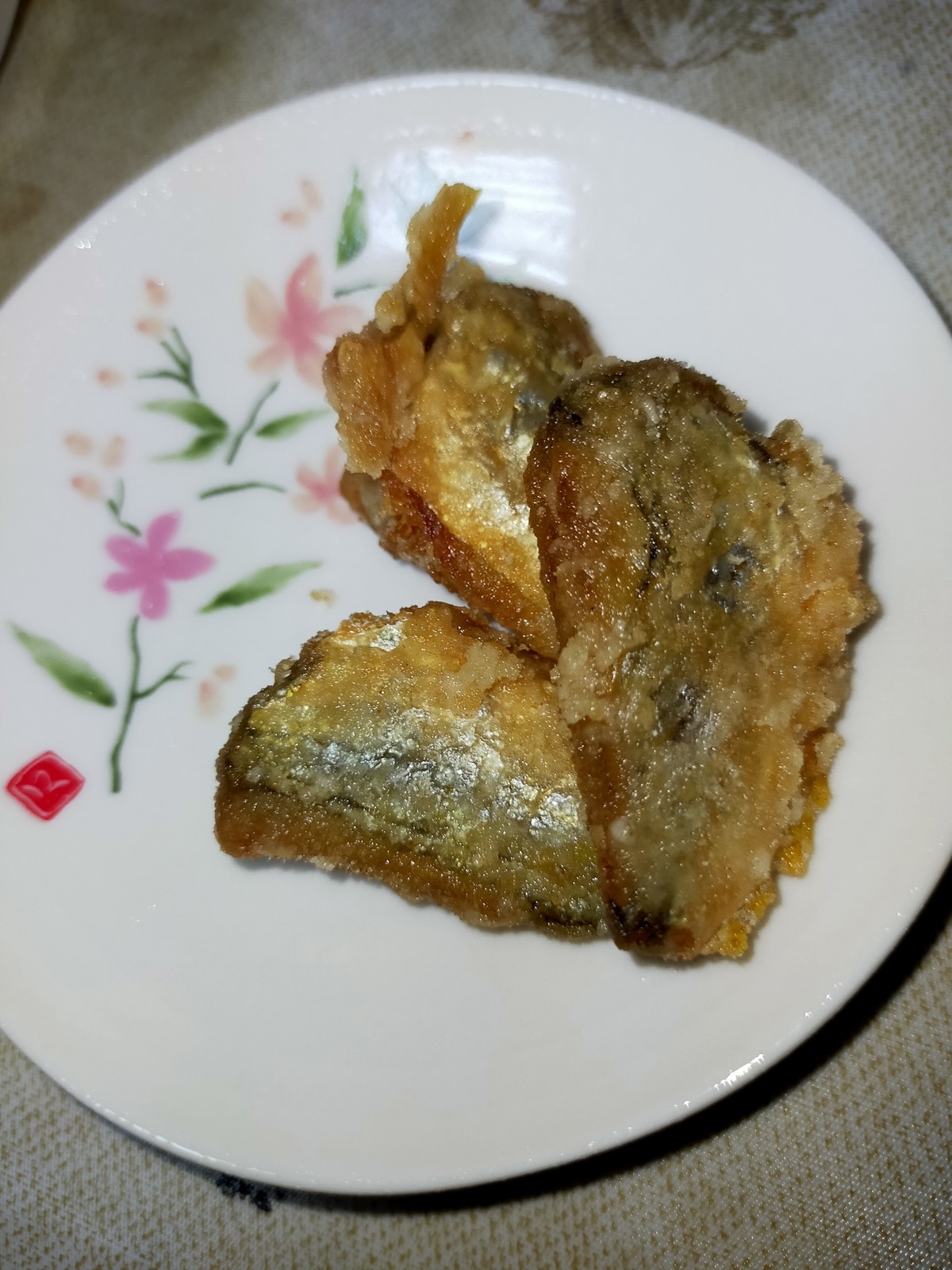 ヒイラギの丸ごと唐揚げ レシピ 作り方 By ハルマロン 楽天レシピ ヒイラギの丸ごと唐揚げ レシピ 作り方 By ハルマロン 楽天レシピ